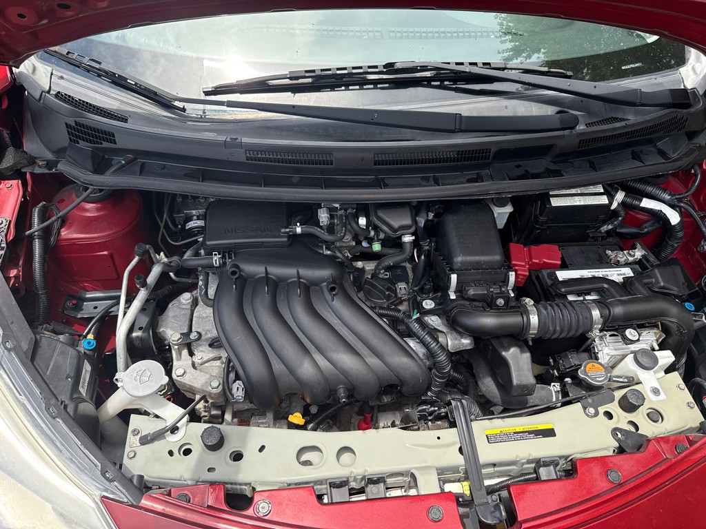 2016 Nissan Versa Image 35
