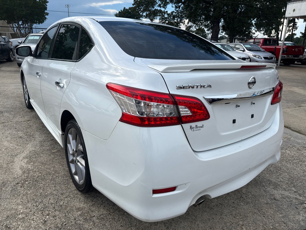 2015 Nissan Sentra Image 8