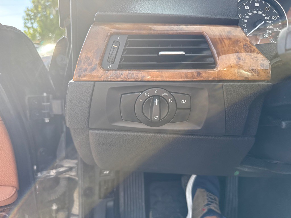 2008 BMW 3 Series Image 17