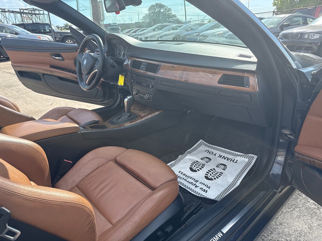 2008 BMW 3 Series Image 21