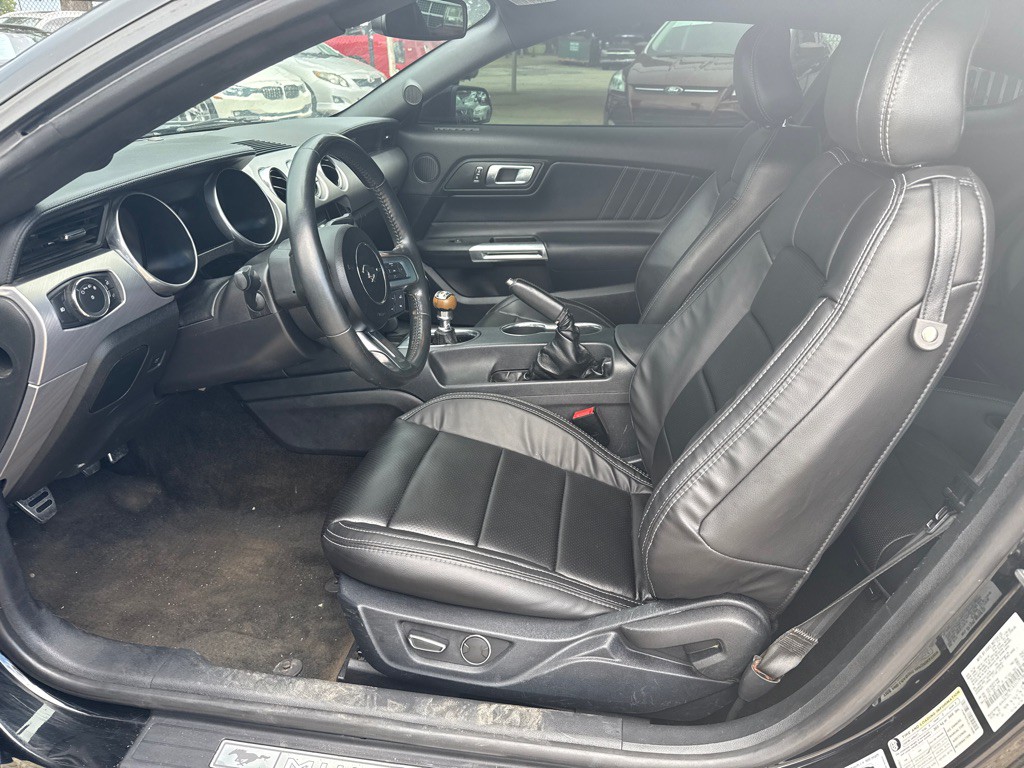 2018 Ford Mustang Image 10