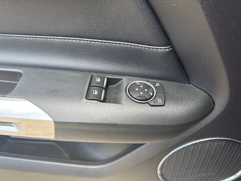 2018 Ford Mustang Image 19