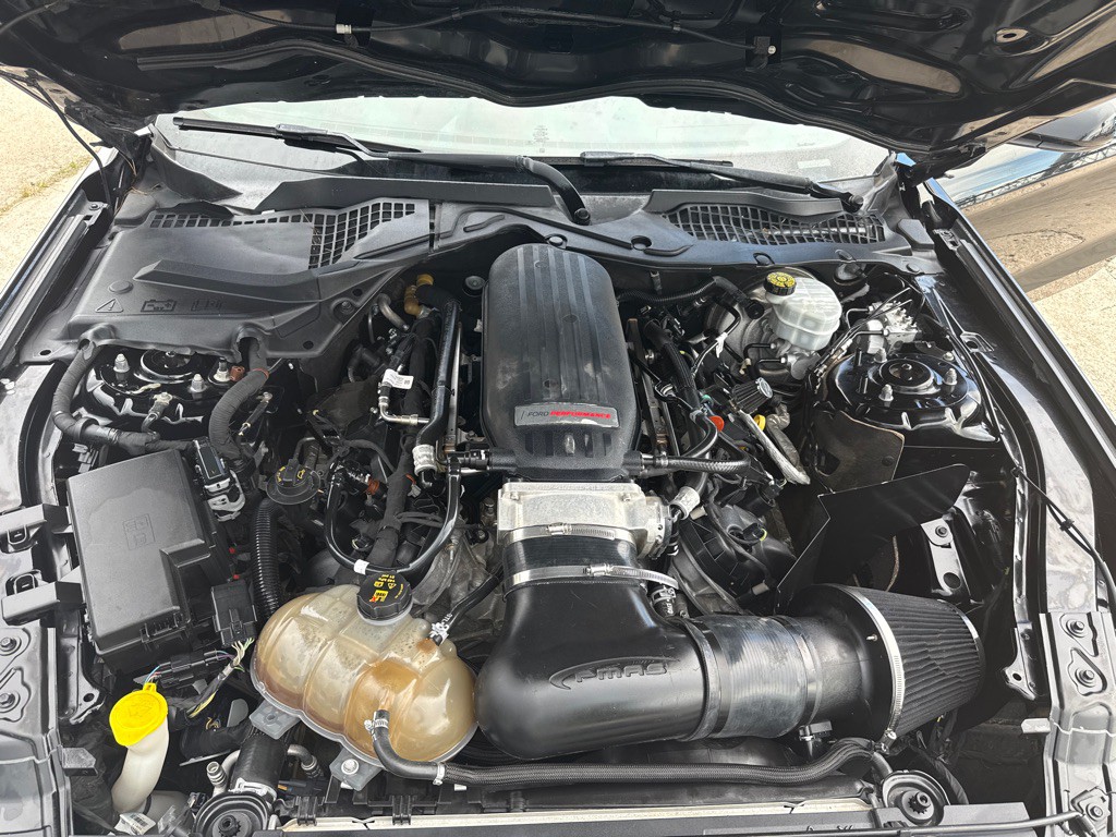 2018 Ford Mustang Image 30