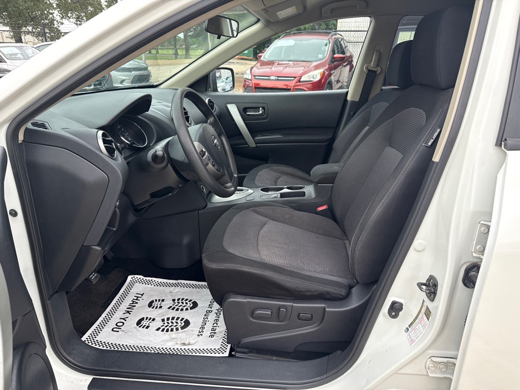 2012 Nissan Rogue Image 10