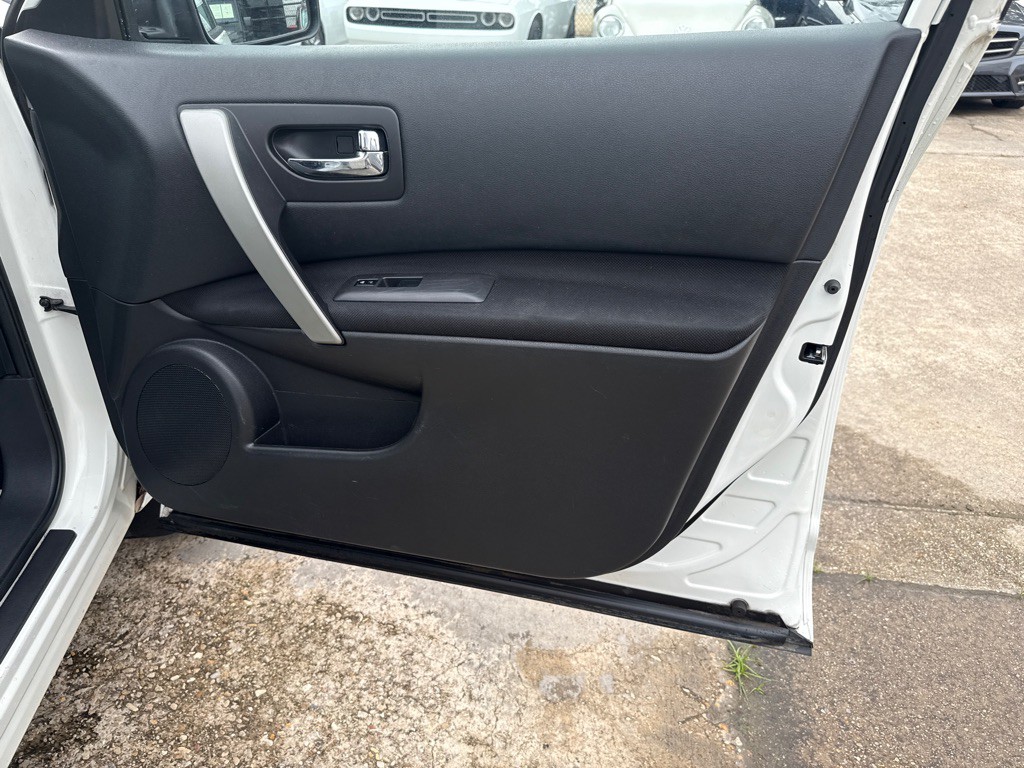 2012 Nissan Rogue Image 29