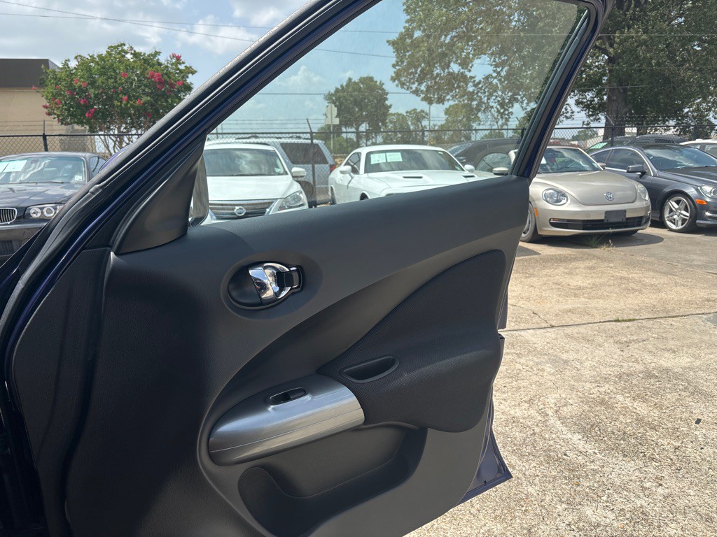 2015 Nissan Juke Image 24
