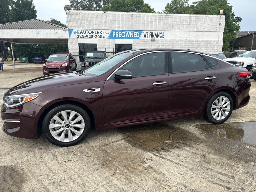 2016 Kia Optima Image 1
