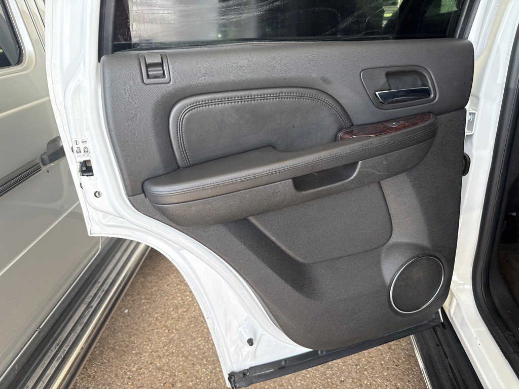 2008 GMC Yukon Image 25
