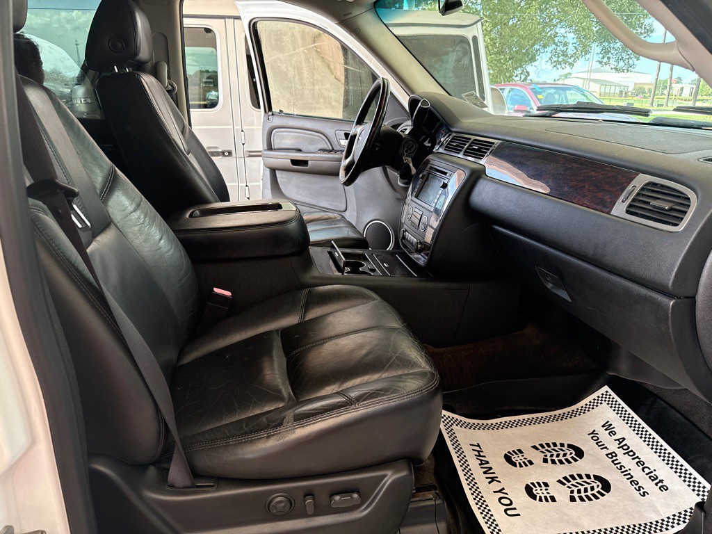 2008 GMC Yukon Image 31