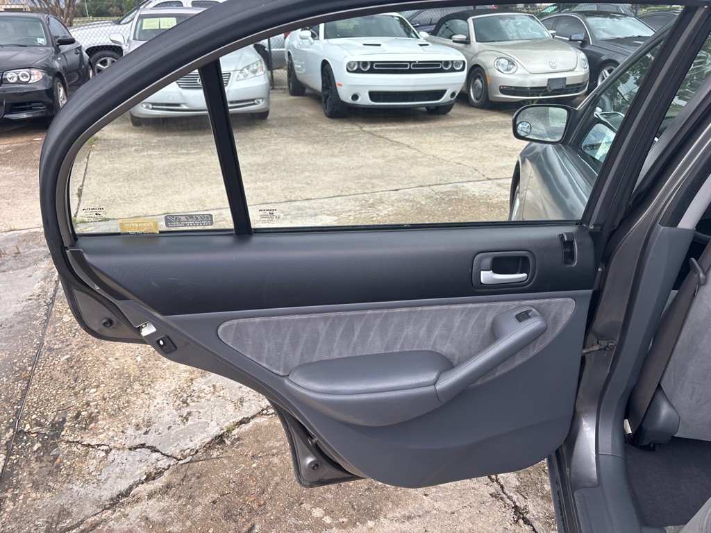 2004 Honda Civic Image 17