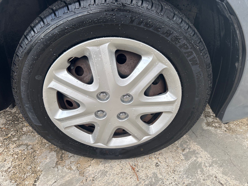2004 Honda Civic Image 28