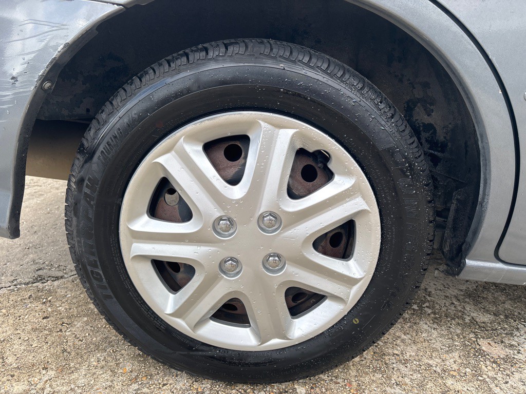 2004 Honda Civic Image 30