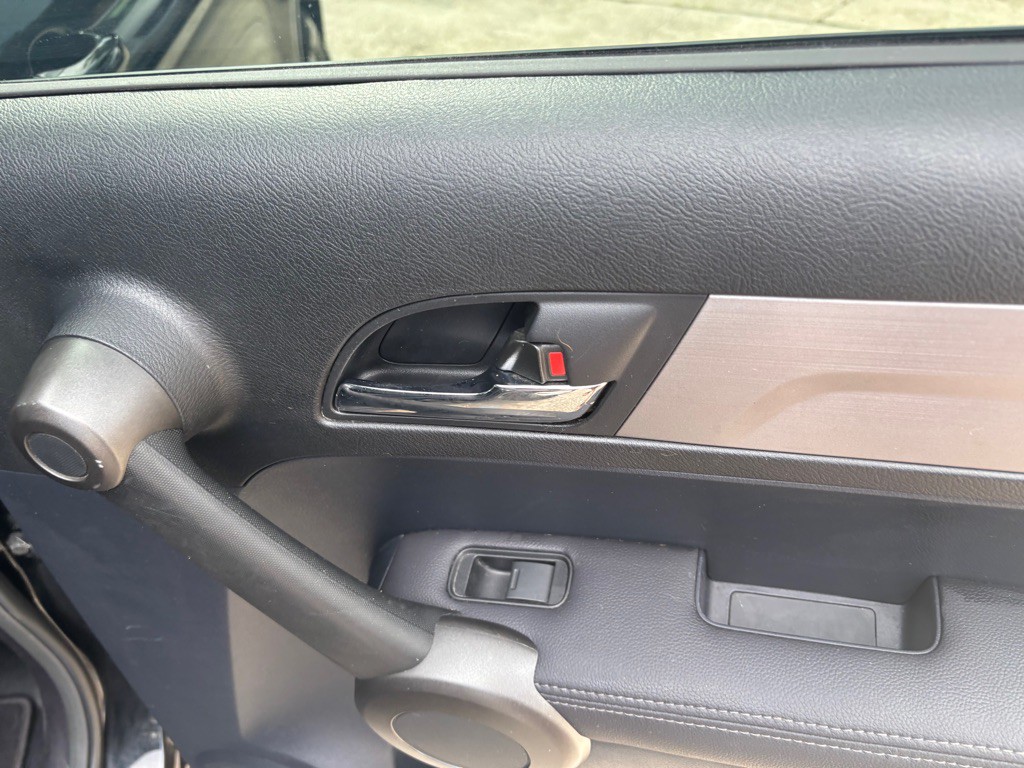 2011 Honda CR-V Image 24