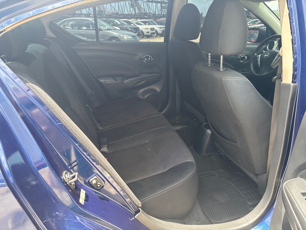 2019 Nissan Versa Image 19