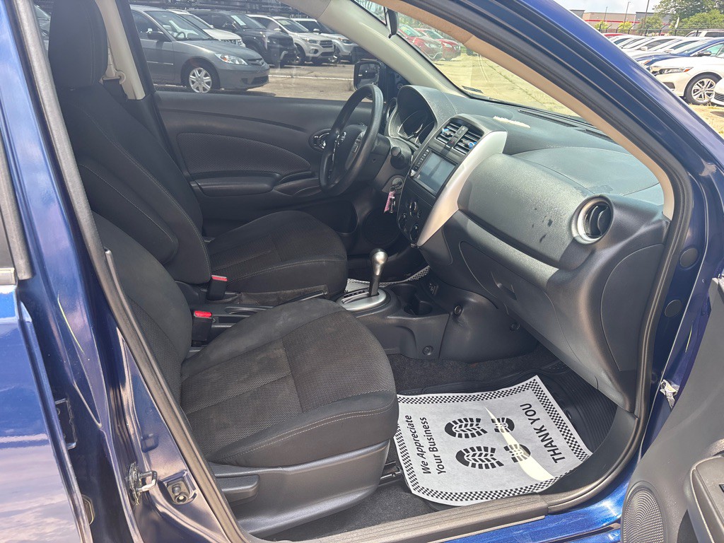 2019 Nissan Versa Image 23