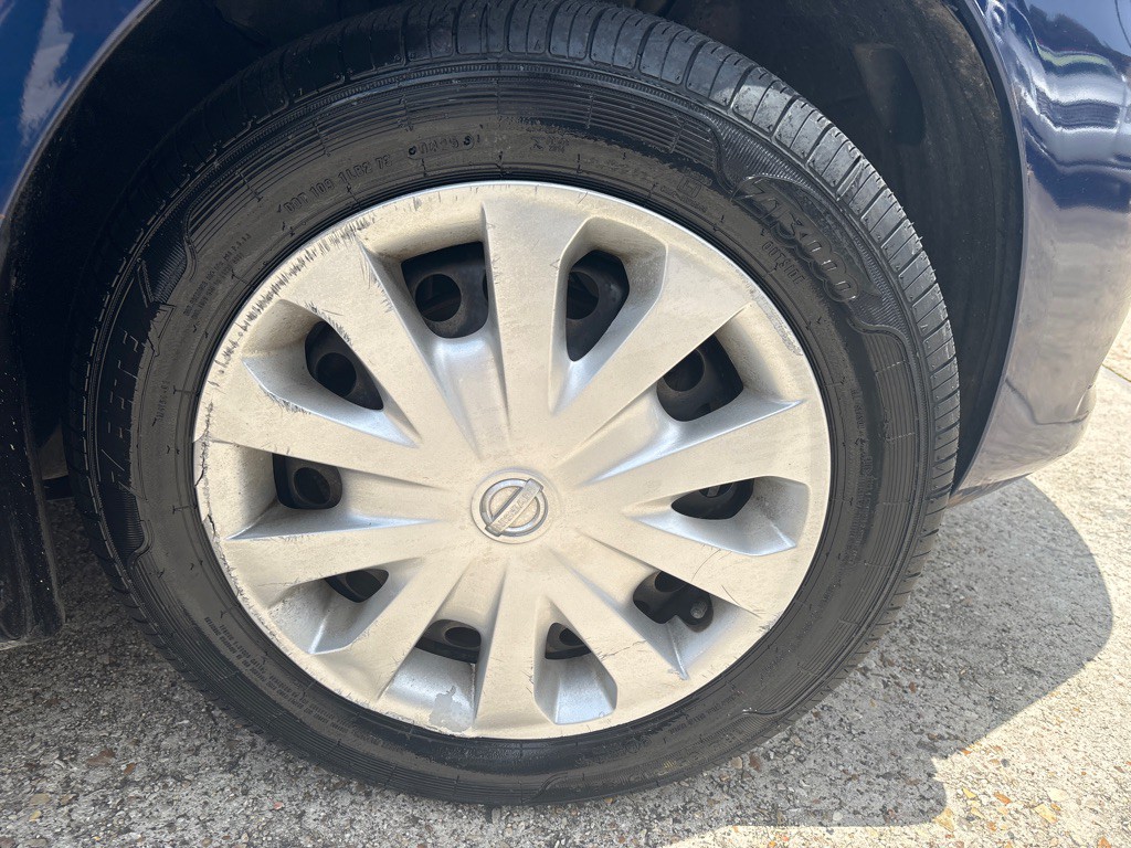 2019 Nissan Versa Image 27