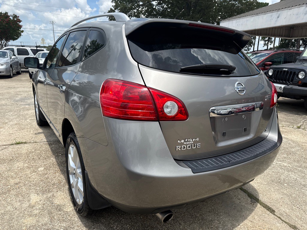 2012 Nissan Rogue Image 8