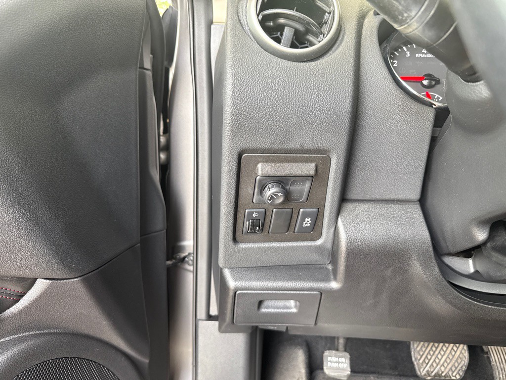2012 Nissan Rogue Image 19
