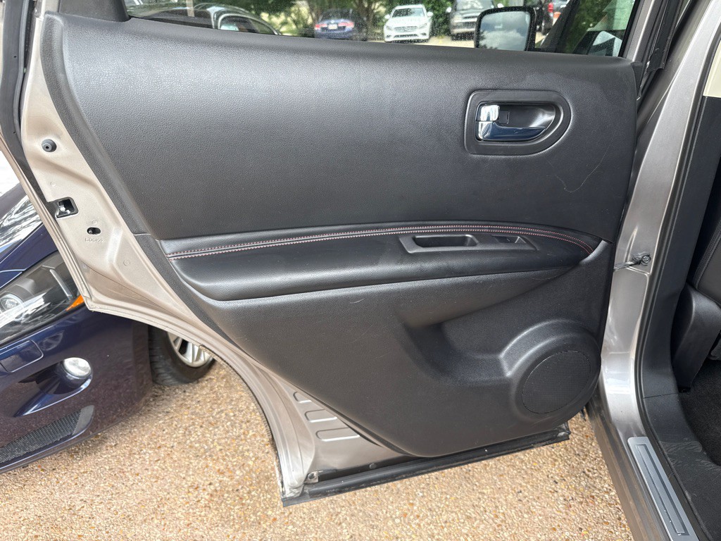 2012 Nissan Rogue Image 22