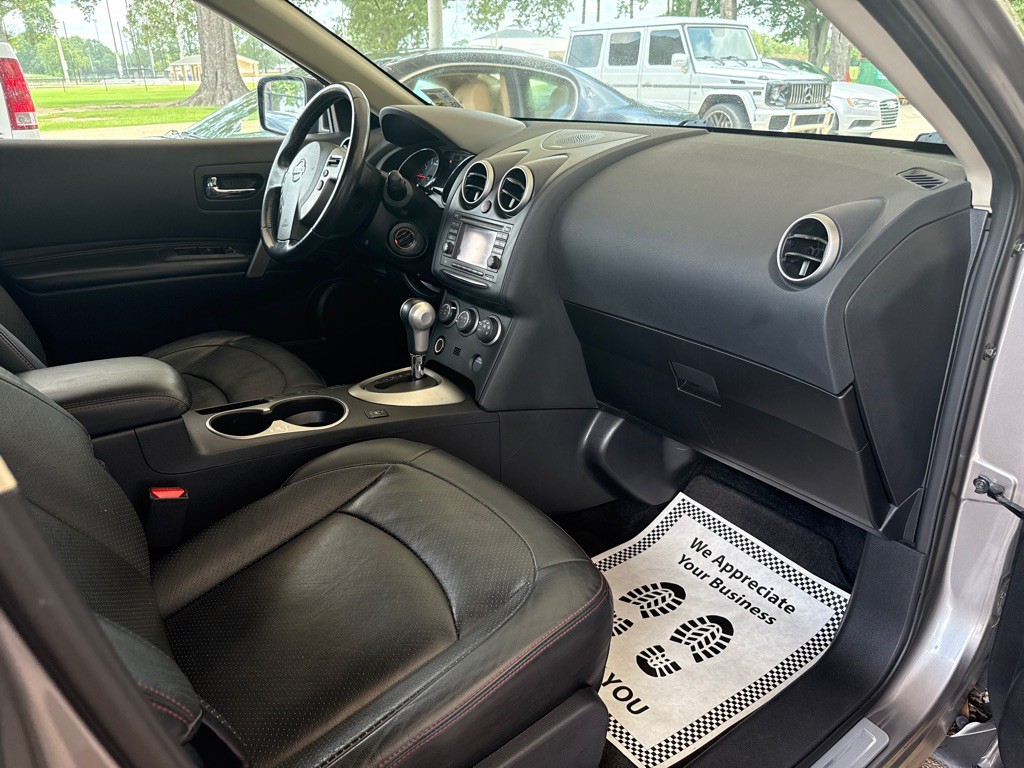 2012 Nissan Rogue Image 28