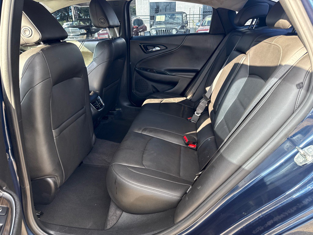 2020 Chevrolet Malibu Image 11