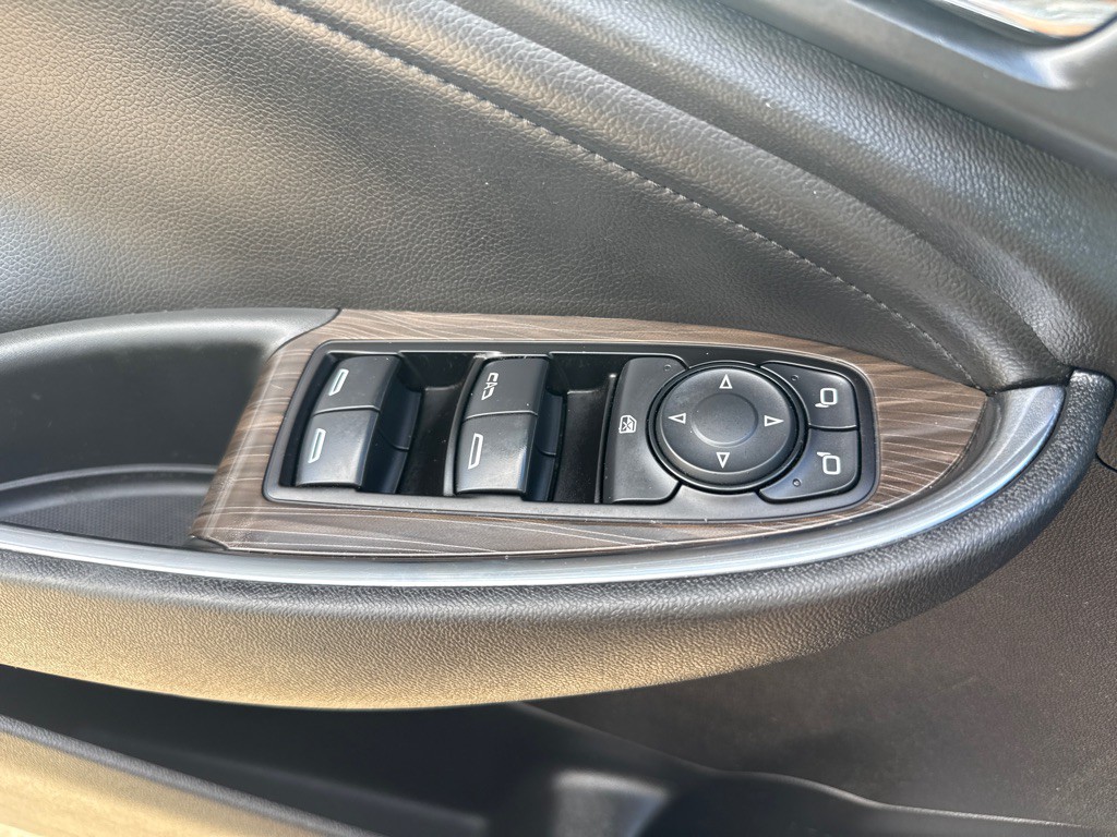 2020 Chevrolet Malibu Image 21