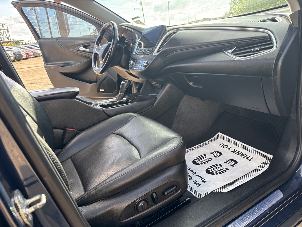 2020 Chevrolet Malibu Image 30
