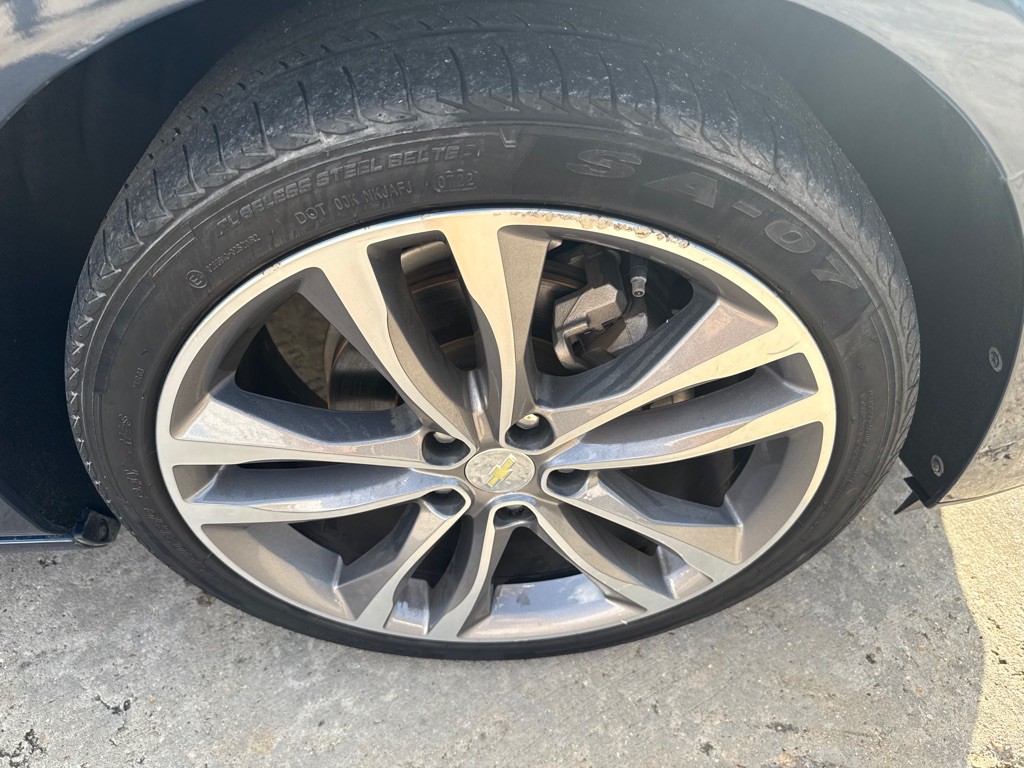 2020 Chevrolet Malibu Image 32