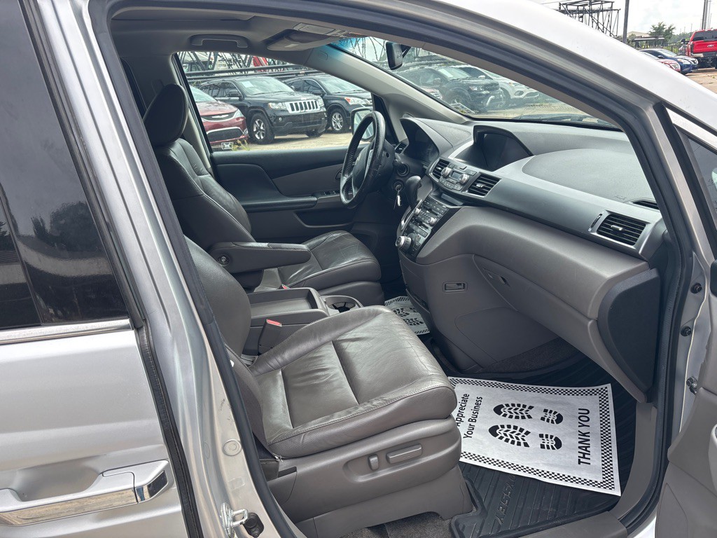 2011 Honda Odyssey Image 23