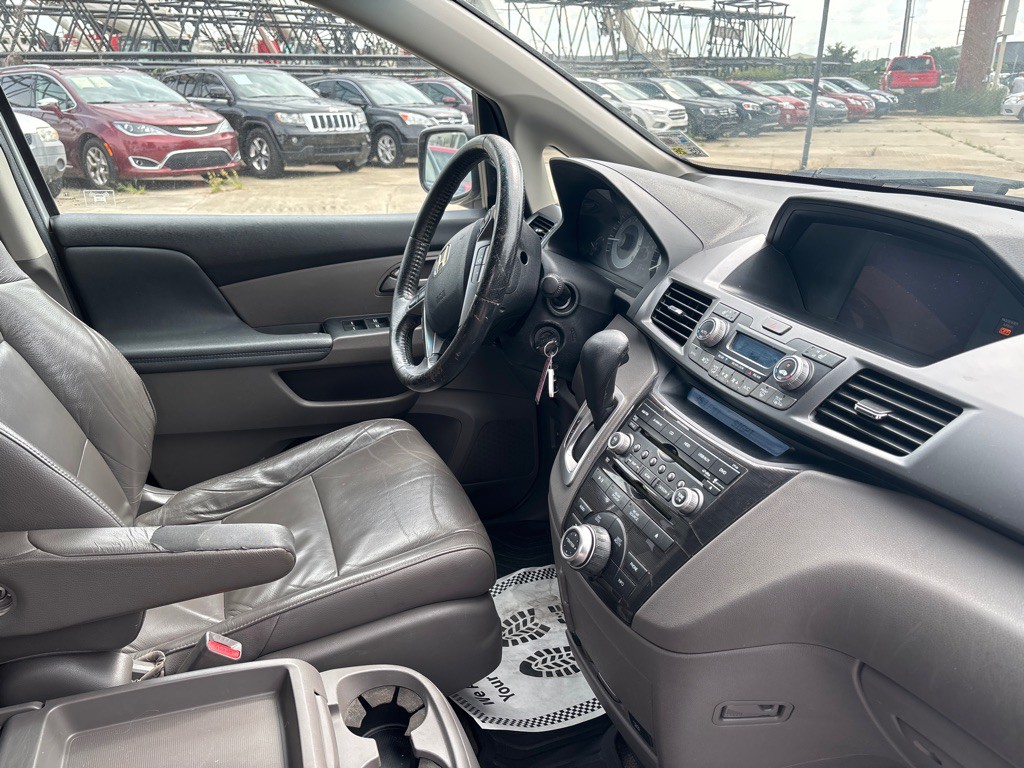 2011 Honda Odyssey Image 24