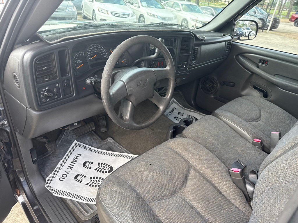 2003 Chevrolet Silverado 1500 Image 10