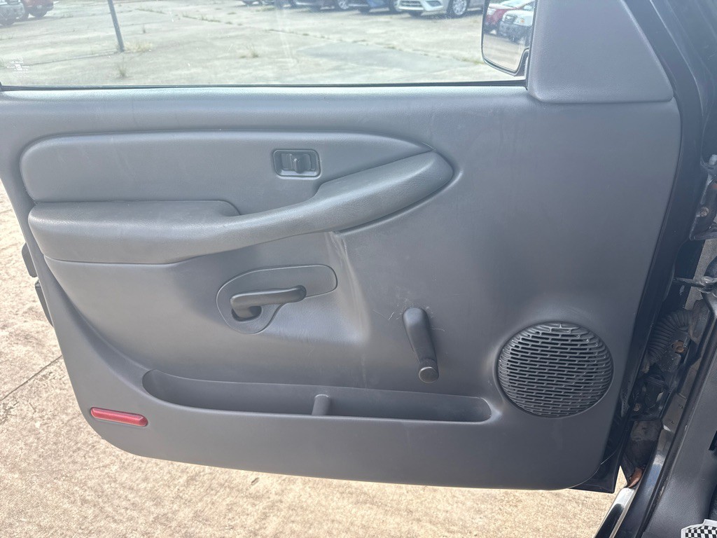 2003 Chevrolet Silverado 1500 Image 14