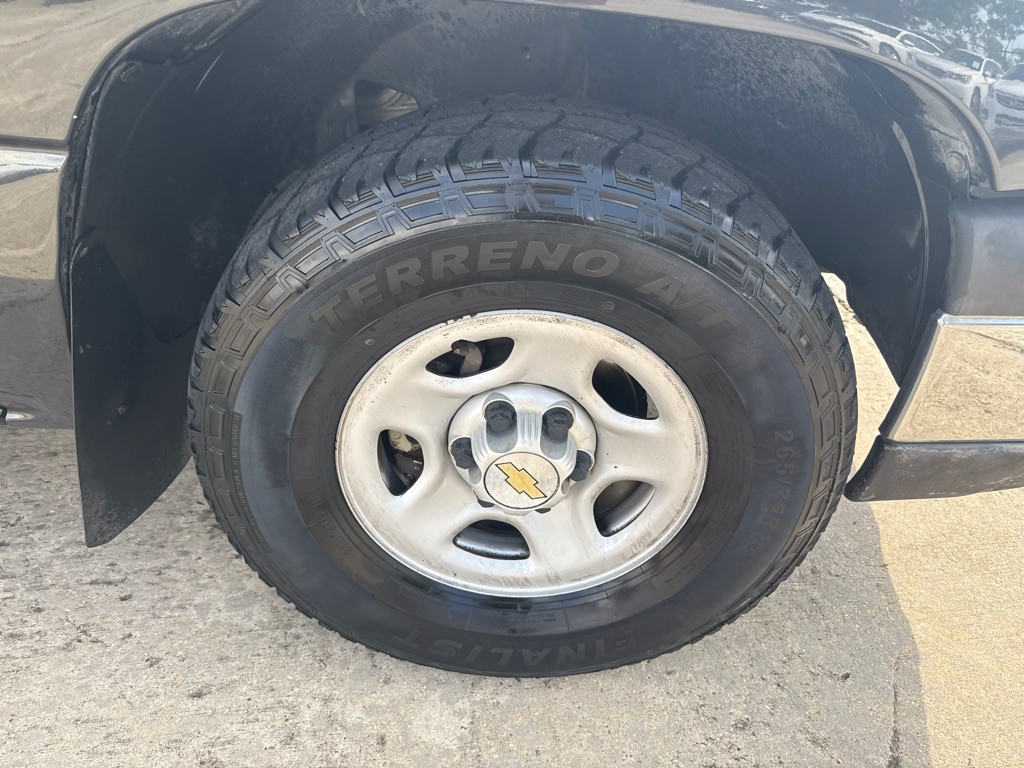 2003 Chevrolet Silverado 1500 Image 18