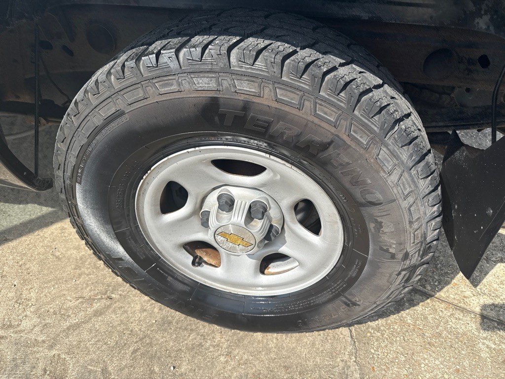 2003 Chevrolet Silverado 1500 Image 20