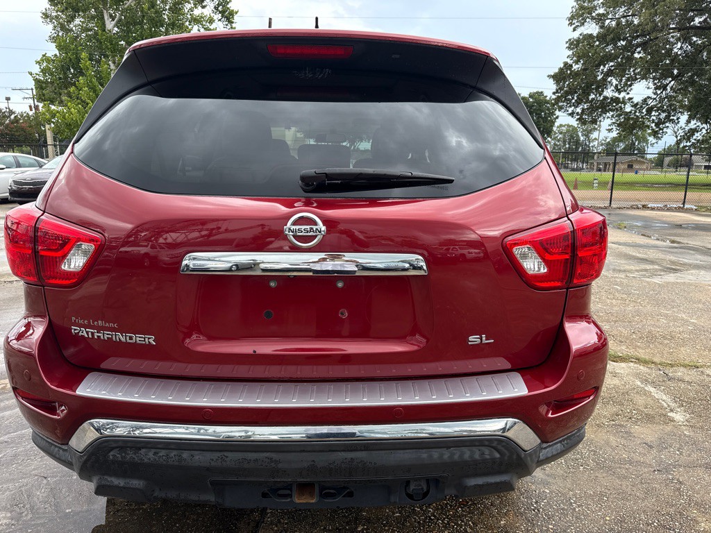 2017 Nissan Pathfinder Image 7