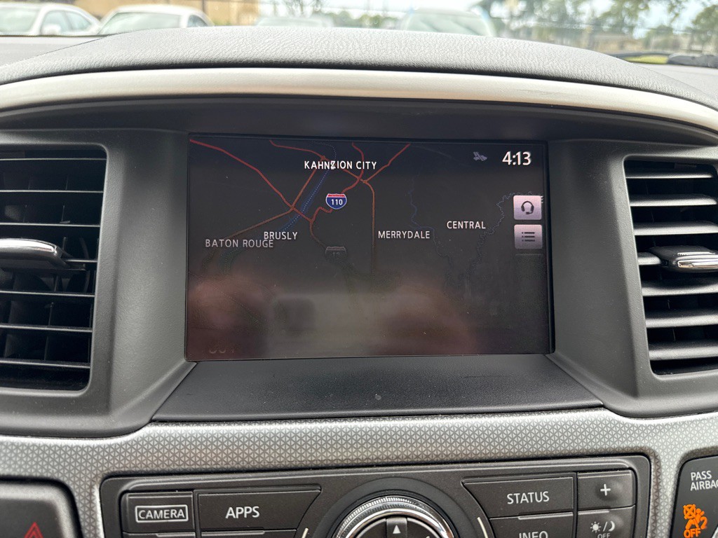 2017 Nissan Pathfinder Image 15