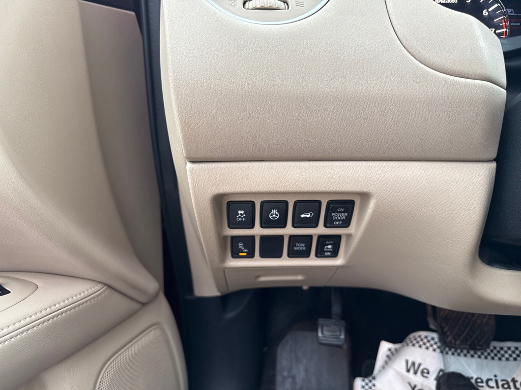 2017 Nissan Pathfinder Image 19