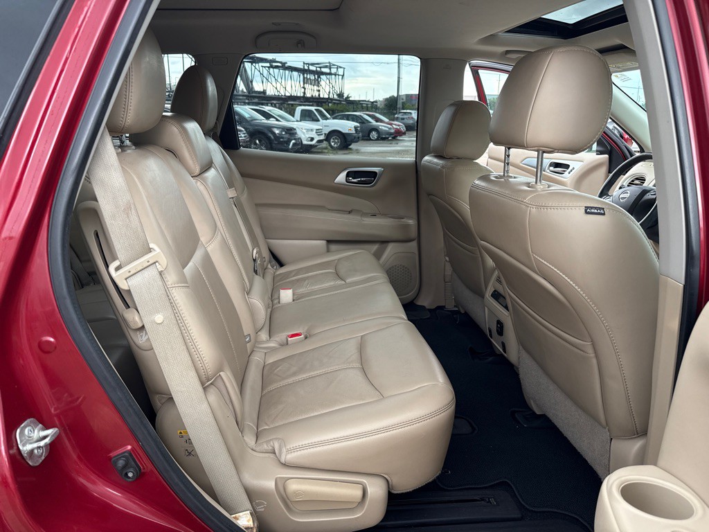 2017 Nissan Pathfinder Image 27
