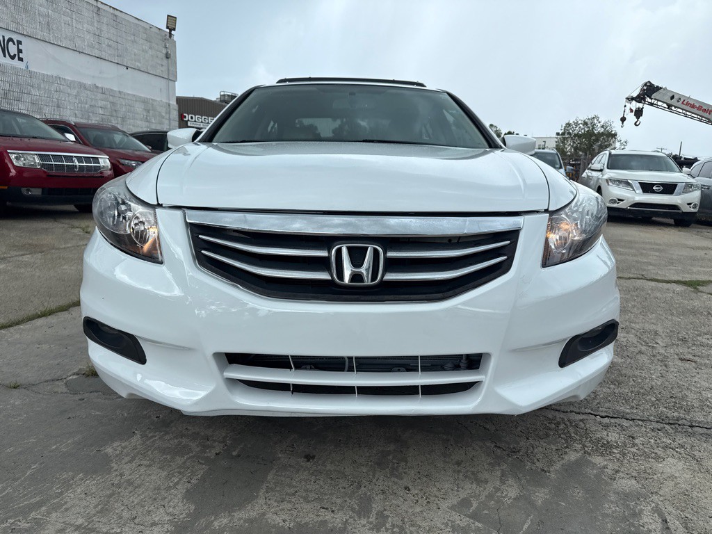 2011 Honda Accord Image 3