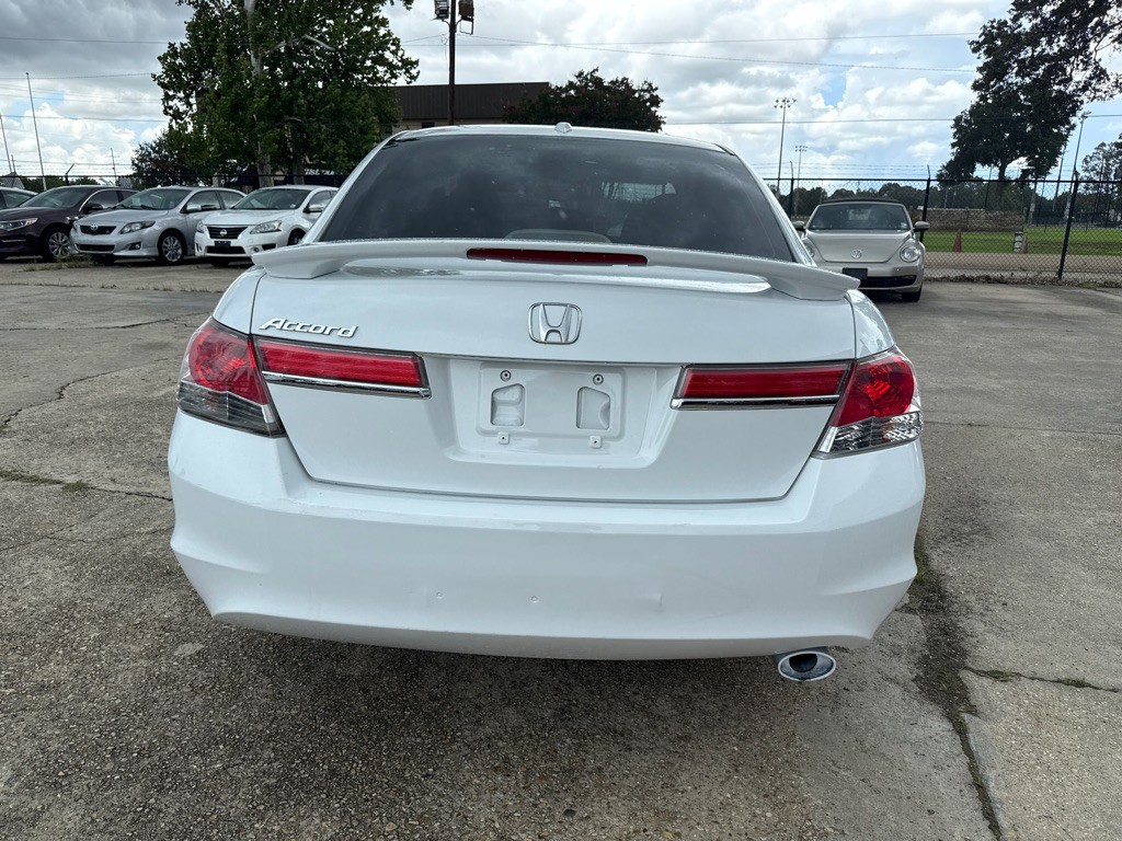 2011 Honda Accord Image 7