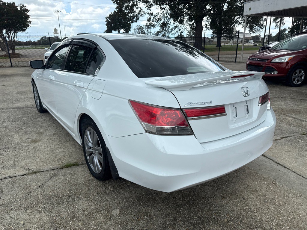 2011 Honda Accord Image 8
