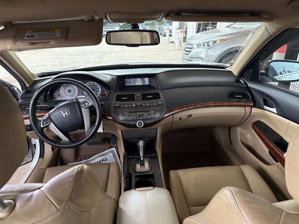 2011 Honda Accord Image 12