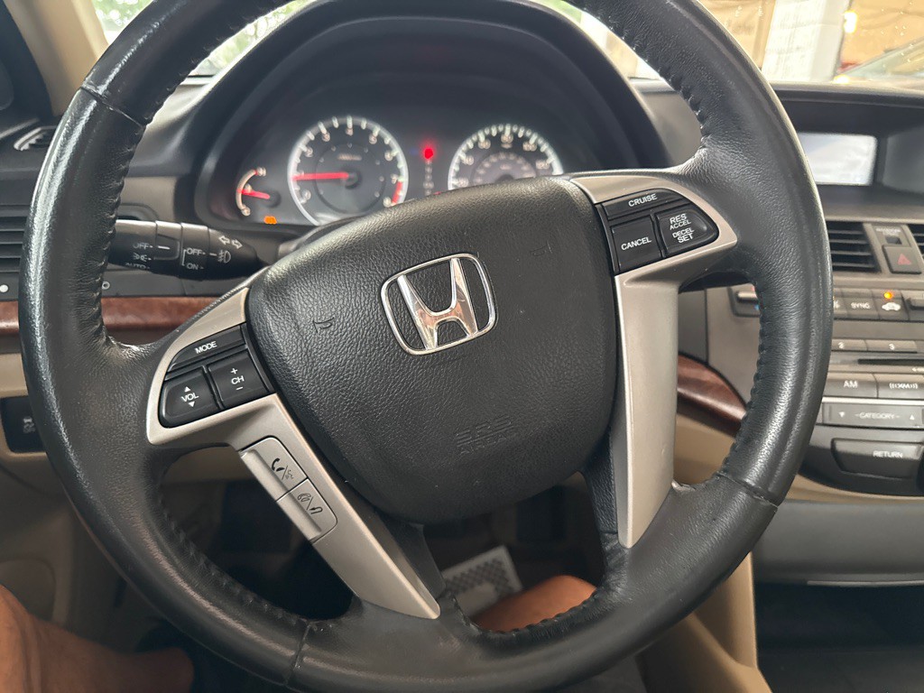 2011 Honda Accord Image 18