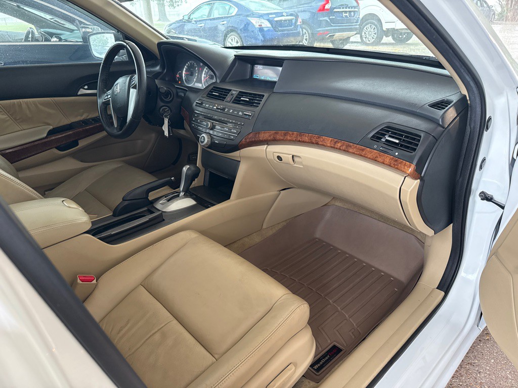 2011 Honda Accord Image 27