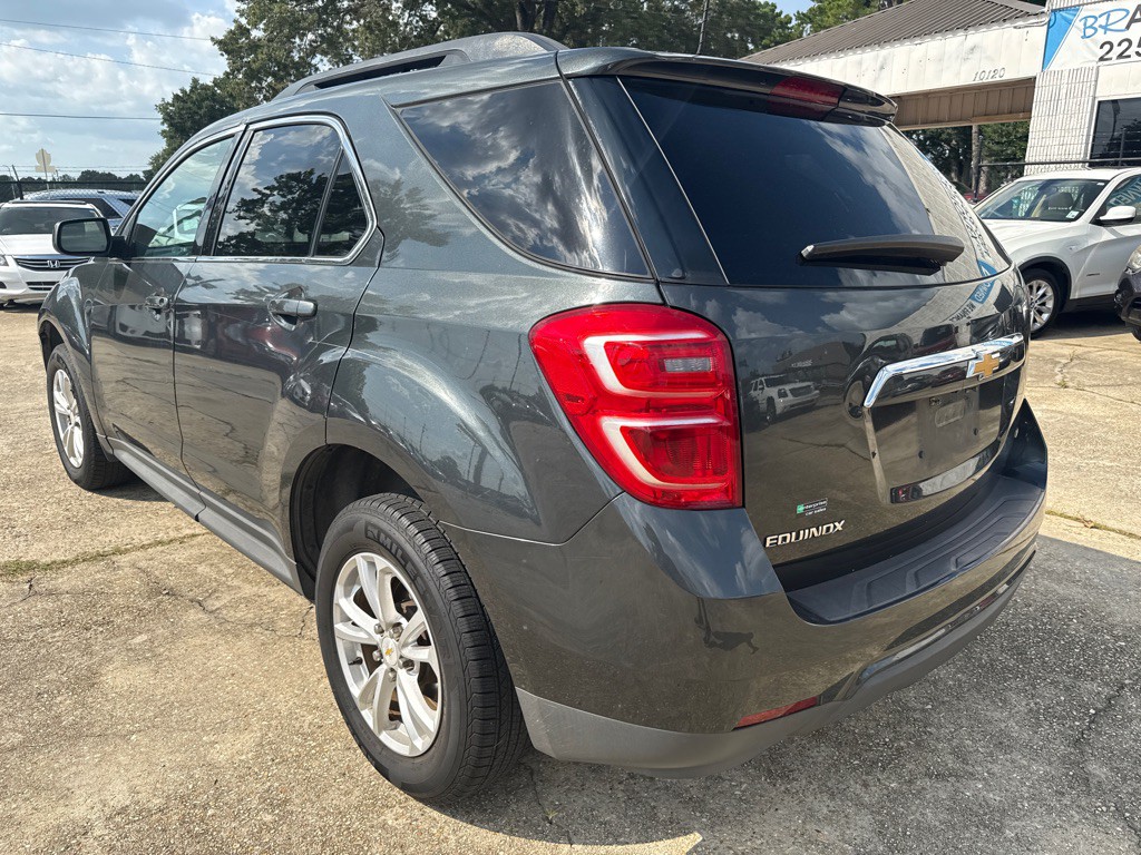 2017 Chevrolet Equinox Image 8