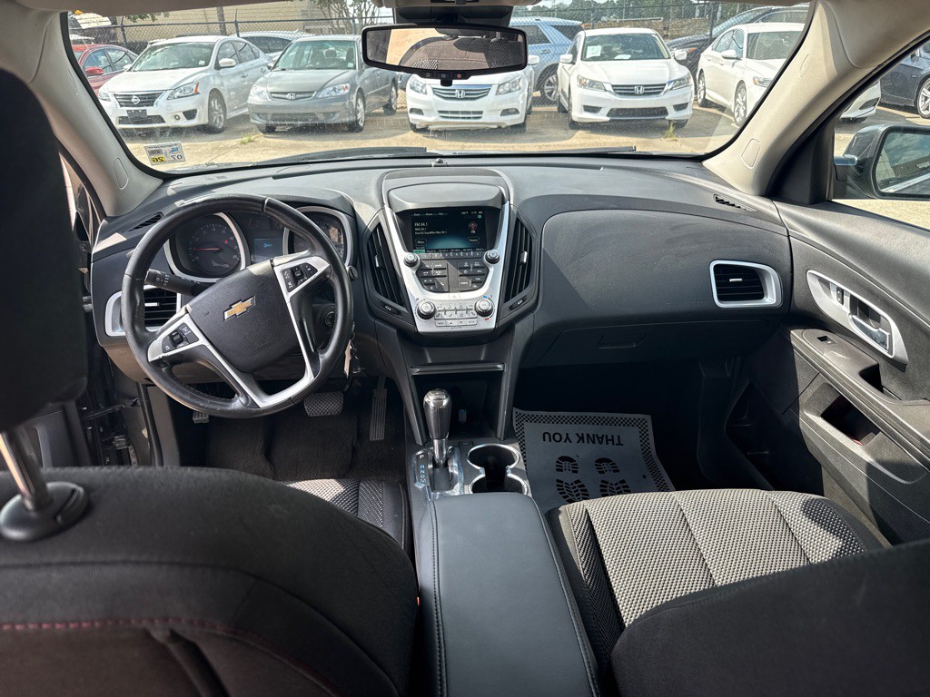 2017 Chevrolet Equinox Image 12