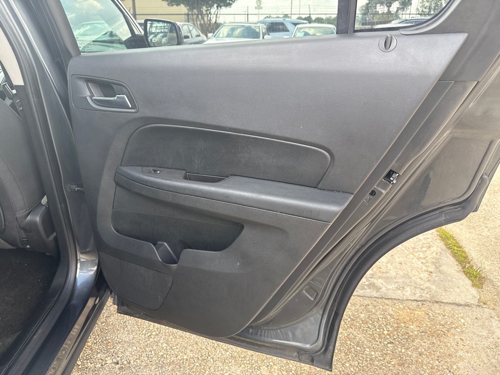 2017 Chevrolet Equinox Image 25