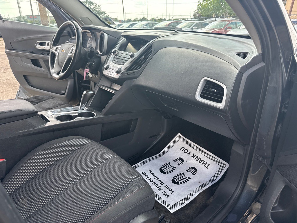 2017 Chevrolet Equinox Image 27