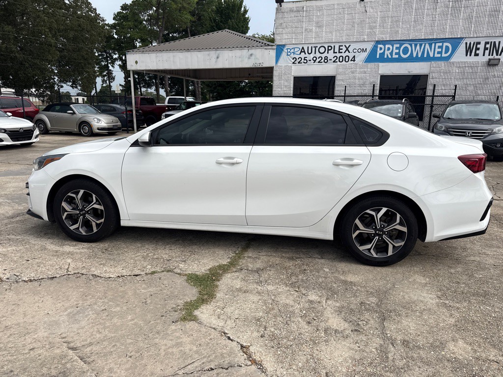 2021 Kia Forte Image 9