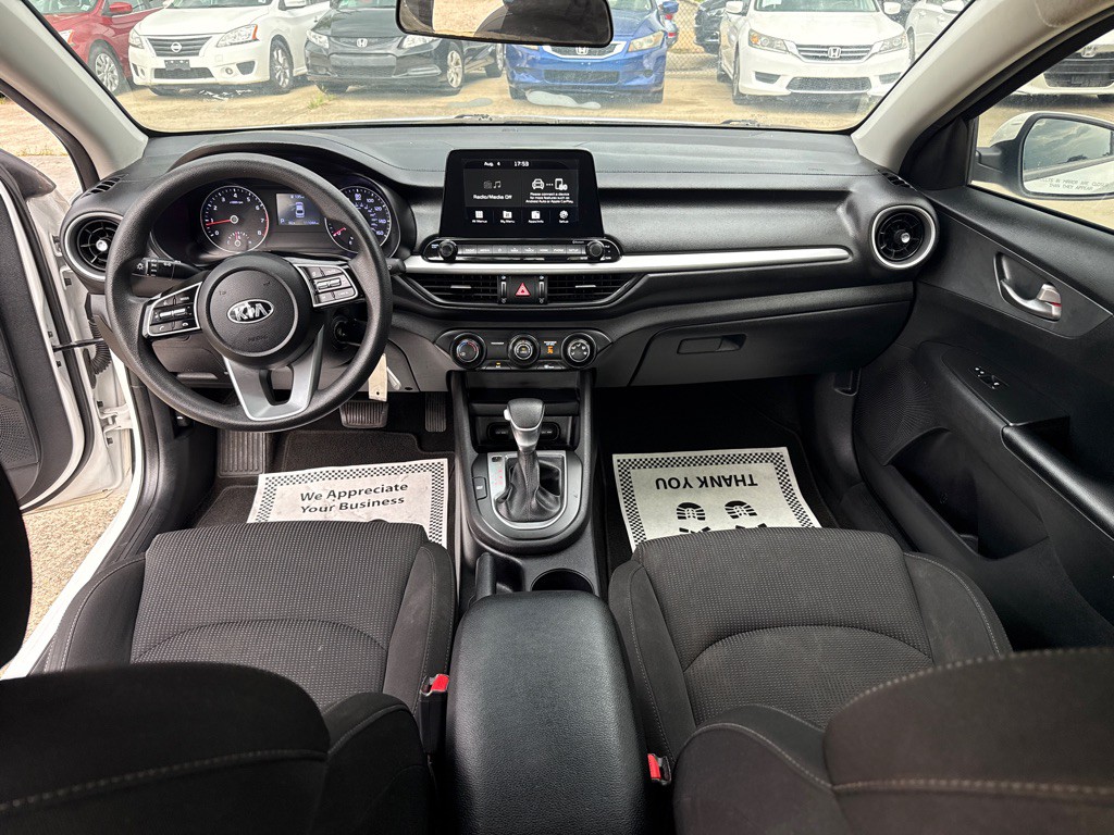 2021 Kia Forte Image 12